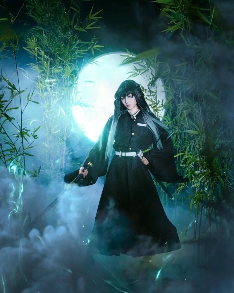 Hà Trụ Cosplay 7