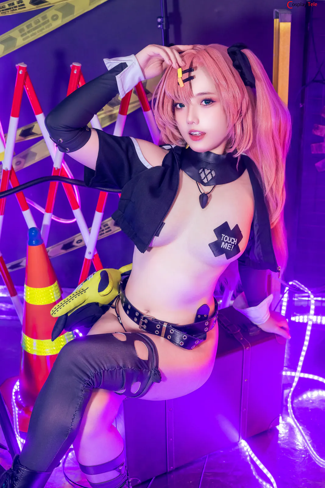 Messie Huang cosplay Nicole Demara 25