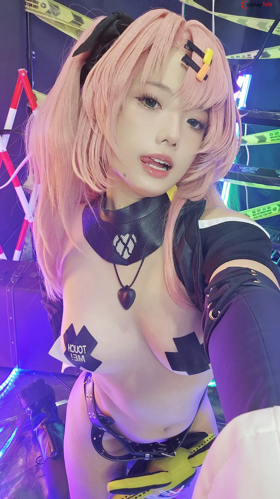 Messie Huang cosplay Nicole Demara 54