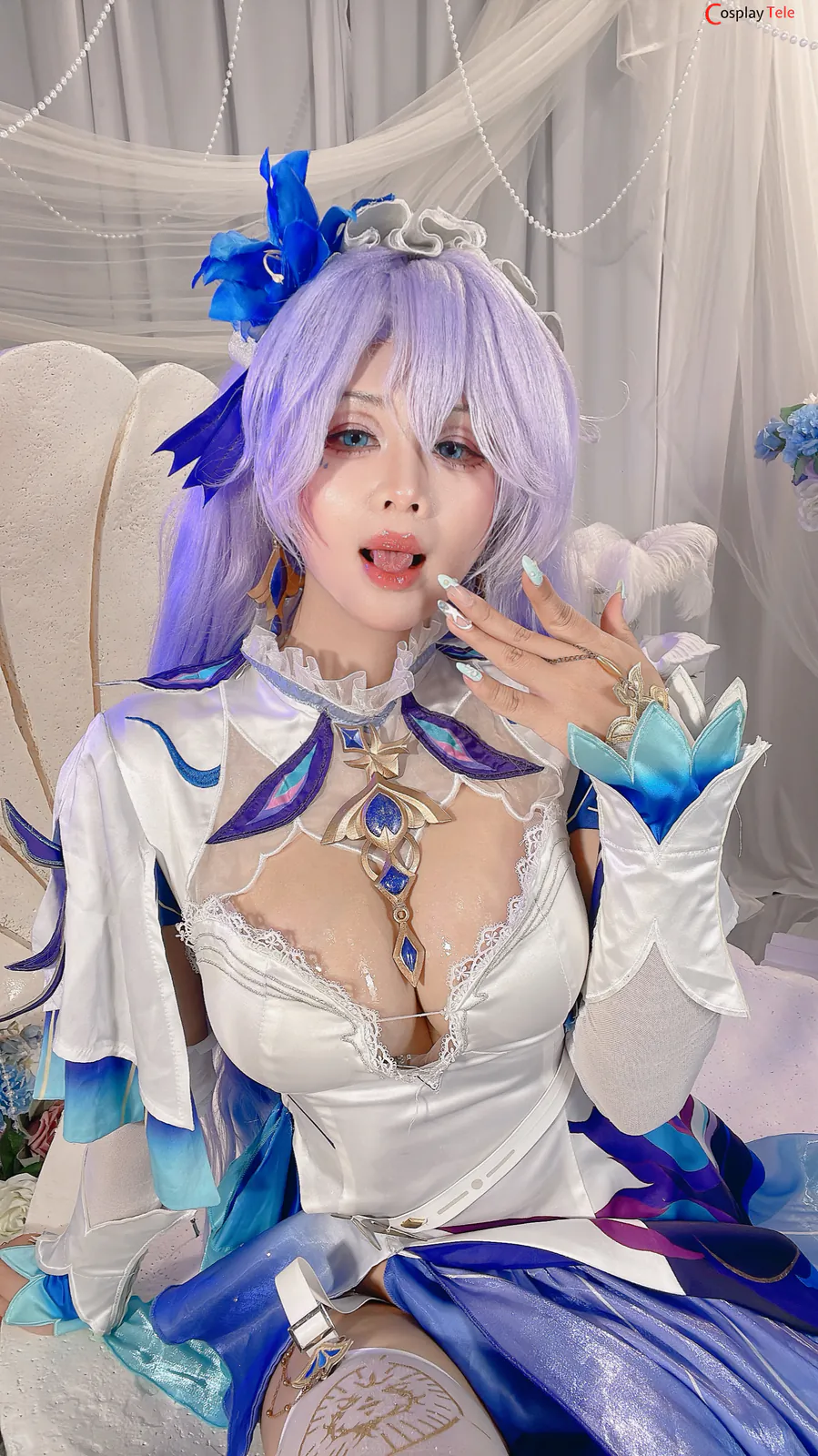 Pyoncos cosplay Cantarella 44