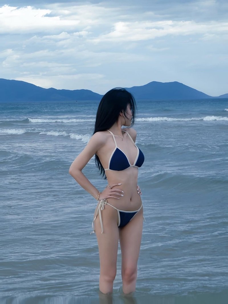 gái xinh trung quốc mặc váy ngắn 42